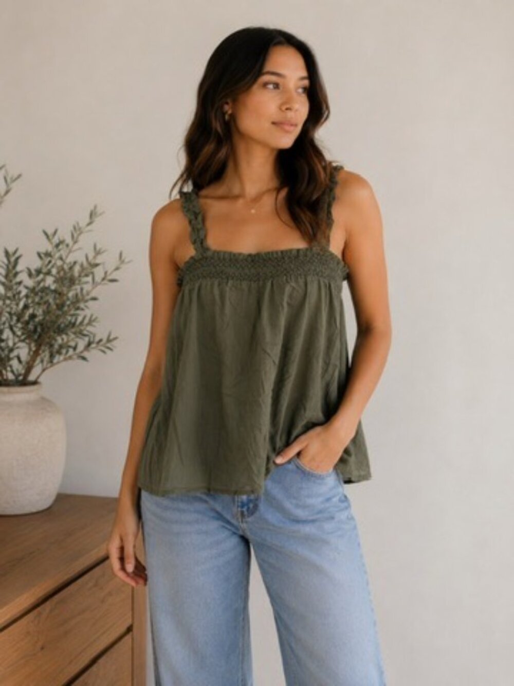 Banana Republic Size Medium Olive Smocked Cotton Tank Top NWT